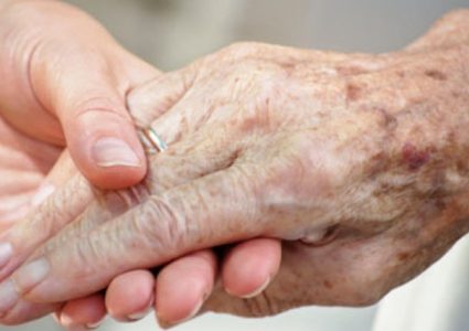 دراسة: جين الخرف يضاعف خطر الإصابة بكورونا