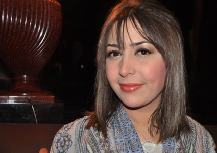 ابنة الفنانة المغربية جنات تشعل مواقع التواصل