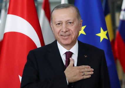 أردوغان يعلن رفع حظر السفر بين كافة المحافظات التركية