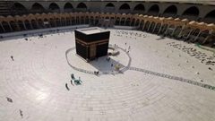 السعودية تؤكد استمرار تعليق العمرة وزيارة الاماكن المقدسة