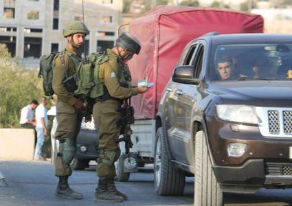 الاحتلال يعيق حركة المواطنين غرب جنين