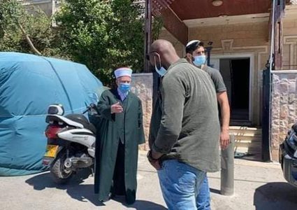 شرطة الاحتلال تفرج عن خطيب الأقصى عكرمة صبري