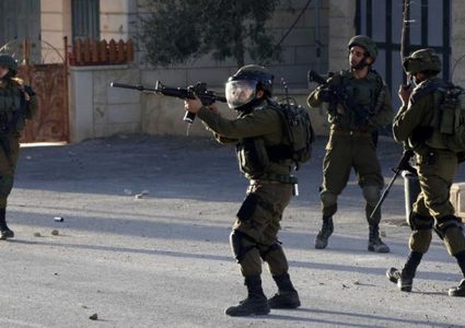 طولكرم: إصابة شاب برصاص الاحتلال على حاجز جبارة