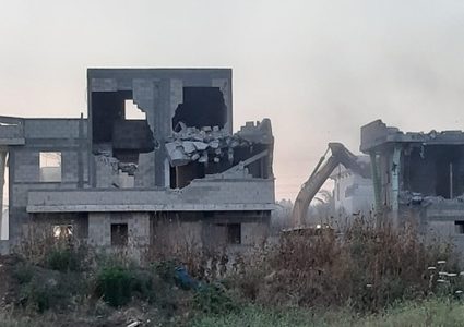 هدم أربعة منازل قيد الإنشاء في الطيرة