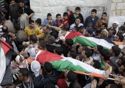 الإعلام: أكثر من 3090 طفلا استشهدوا منذ عام 2000