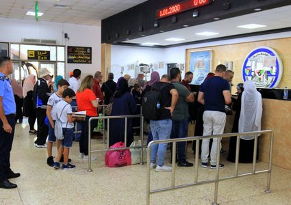 سفارتنا بالقاهرة تصدر تنويها مهما للراغبين بالعودة إلى الضفة