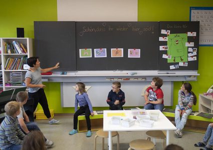 بريطانيا تعيد فتح المدارس وسط تخوف الأهالي من عدوى كورونا