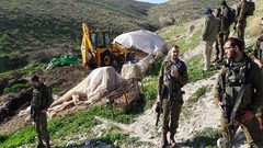 مسؤولون: قرار الضم لن يمر وموقف القيادة صلب