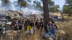 اخماد حريق استمر 8 ساعات في أحراش نور شمس شرق طولكرم