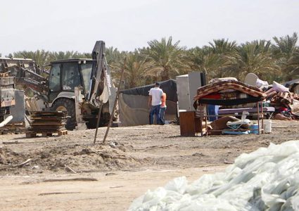 هدم أربعة مساكن وخمس خيام سكنية بمسافر يطا