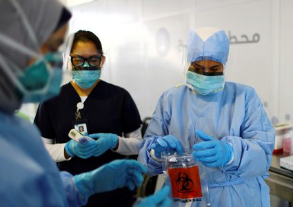الإمارات تسجل تراجعا جديدا للإصابات بفيروس كورونا