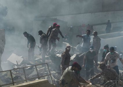 باكستان تكشف سبب تحطم الطائرة المنكوبة