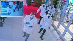بحجة كورونا.. عصابة تتنكر بزي أطباء وتسرق مبلغ 12 ألف دولار