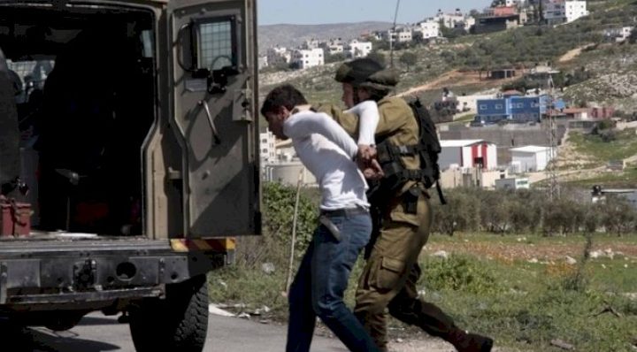 اعتقال شابين جنوب بيت لحم