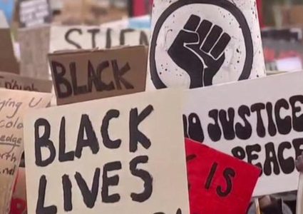 مظاهرات بأوروبا وآسيا دعماً للسود