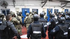 توتر واضطراب في سجن النقب بعد اقتحام قسم "1"