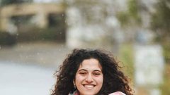 قوات الاحتلال تعتقل فتاة على حاجز زعترة جنوب نابلس