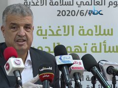 وزارة الصحة تؤكد قدرتها على فحص الأغذية المطروحة في السوق