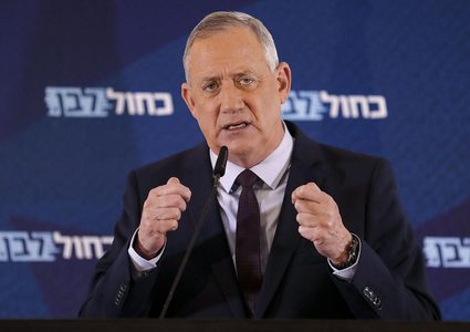 غانتس يخطط لزيارة الأردن على خلفية فرض السيادة على الضفة والأغوار