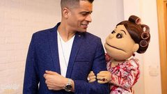 حسن شاكوش يعلن خطوبته رسميا