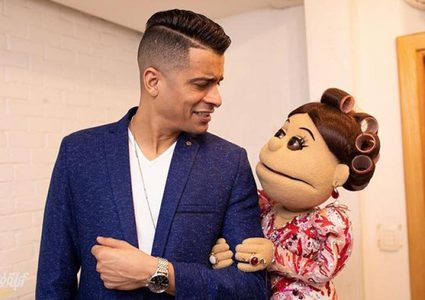 حسن شاكوش يعلن خطوبته رسميا