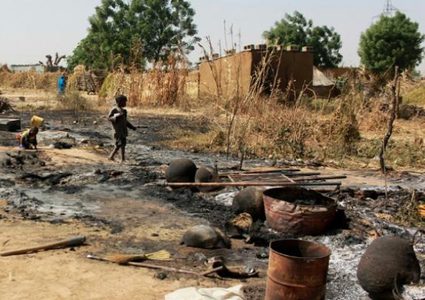 مقتل 59 شخصا في هجوم إرهابي على قرية بنيجيريا