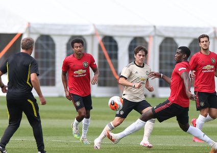 كورونا يلغي ودية مانشستر  يونايتد أمام ستوك