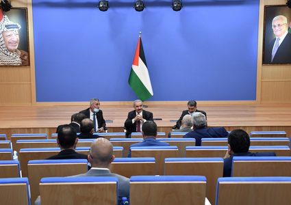 اشتية: أمامنا ظرف من أصعب الظروف التي مرت على قضيتنا