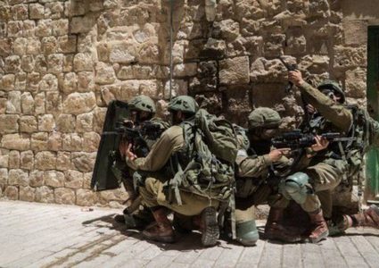 جيش الاحتلال يجري مناورات عسكرية في الضفة الغربية