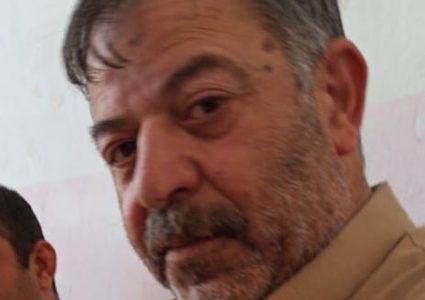 صراف سوري يقتل نفسه بسبب تقلب أسعار الليرة !