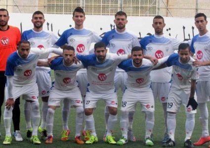 "بلاطة" يتوج بلقب دوري المحترفين لكرة القدم