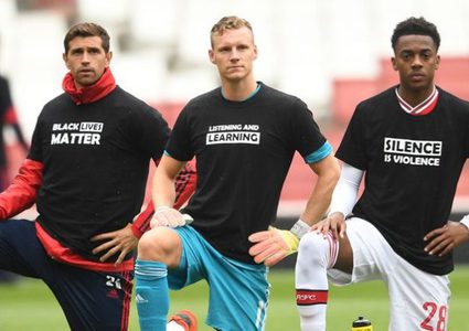 حارس أرسنال يحث زملاءه على الانخراط بقوة في مكافحة العنصرية