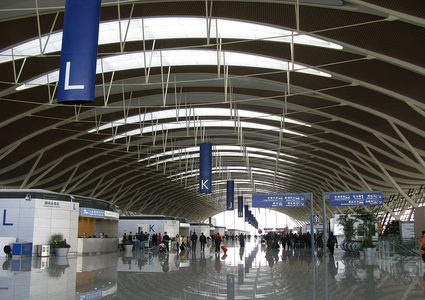 تايوان.. مطار يبتكر وسيلة جديدة لمن يريد تذكر السفر