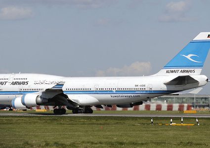 الكويت توقف 3 مسؤولين سببوا خسارة للطيران المدني بالملايين