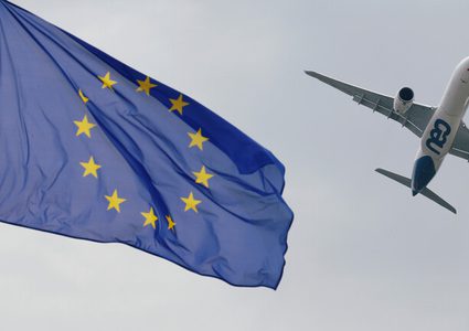 أوروبا تفتح حدودها وتبقي بعض قيود السفر