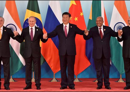 روسيا والبرازيل تبحثان قمة "بريكس" ومكافحة فيروس كورونا