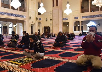 "الأوقاف" تؤكد على إجراءات الصحة والسلامة العامة في المساجد