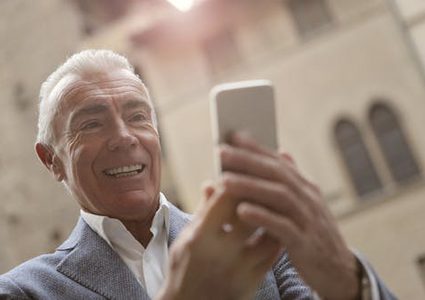 خبراء: بشرة الرجال تحتاج عناية خاصة