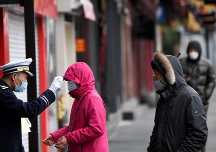 56 وفاة و1226 إصابة بفيروس كورونا في اندونيسيا خلال يوم