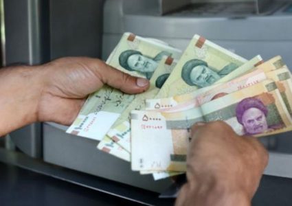 الريال الإيراني يهبط لأدنى مستوى  أمام الدولار