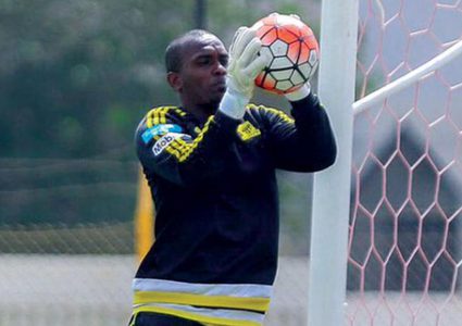 اللاعبين المحليين باتحاد جدة يوافقون على تمديد عقودهم دون شروط