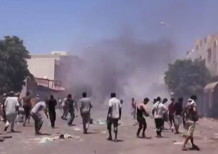 اندلاع مواجهات بين الشرطة التونسية ومحتجين جنوب البلاد