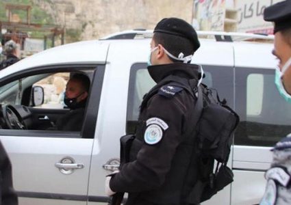 الضابطة الجمركية تضبط 3 اطنان دجاج مجهول المصدر