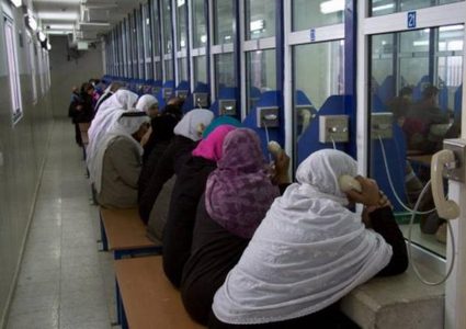 إستئناف زيارات أهالي الأسرى المقدسيين الشهر المقبل