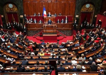 120 برلمانيا فرنسيا يطالبون ماكرون بالاعتراف بدولة فلسطين