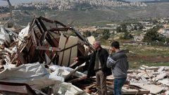 الاحتلال يهدم غرفة زراعية في الخليل