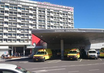 إصابة خطيرة لسيدة في جريمة طعن بطمرة