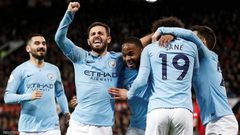 السيتي يعترض طريق يونايتد وليفربول