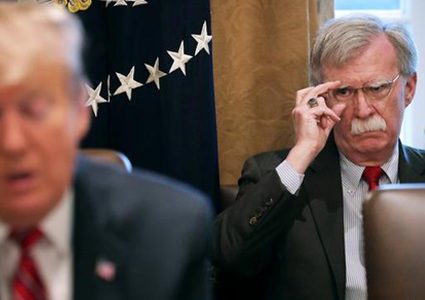 بولتون: ترامب تجاهل التحذيرات بخصوص كورونا