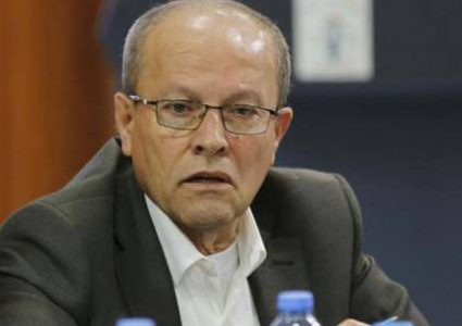 أبو بكر يطالب الصليب الأحمر بالقيام بمسؤولياته للتخفيف عن الأسرى